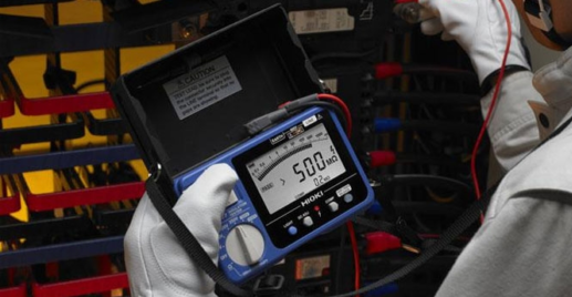 Cập nhật cách sử dụng đồng hồ đo cách điện chuẩn chỉnh