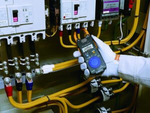 ampe kìm đo điện trở hioki CM3289