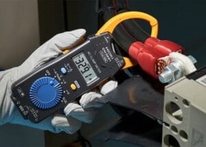 Cách sử dụng đồng hồ ampe kìm