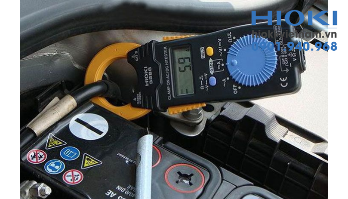 Cách đo dòng điện ắc quy