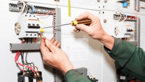 Sử dụng điện an toàn tiết kiệm và hiệu quả - Review nhanh 4 công cụ hữu ích