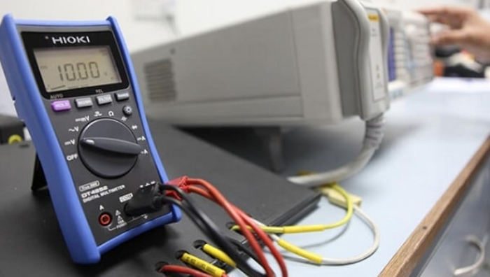 Hướng dẫn cách kiểm tra lại dòng điện khi bút thử điện sáng nhưng không có điện